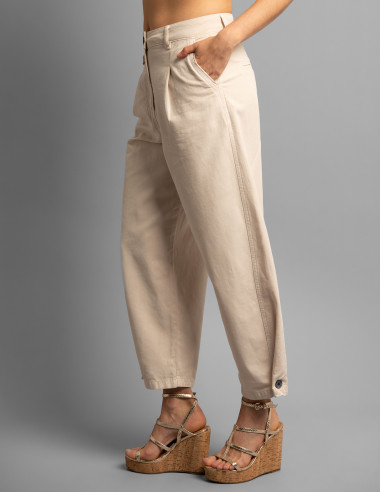 Pantaloni PRECONIL, color crema