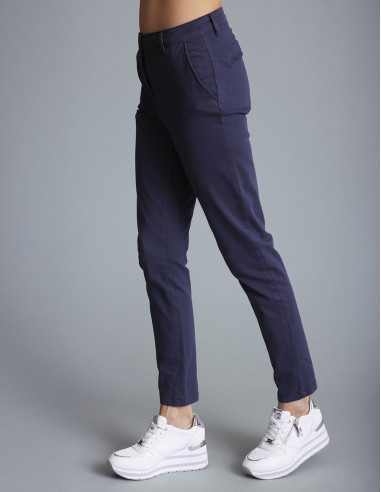 Pantalones azul marino