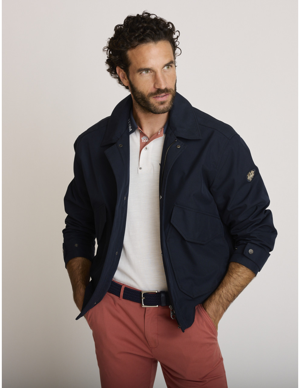 Chaqueta ligera de algodón...