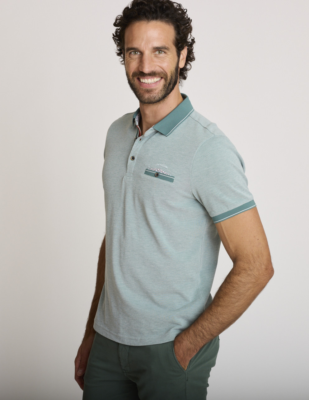 Polo de algodón texturizado...