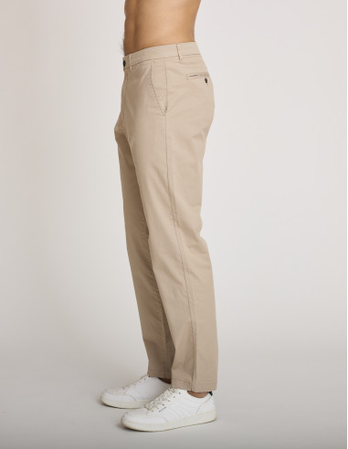 Pantaloni in cotone dal taglio...