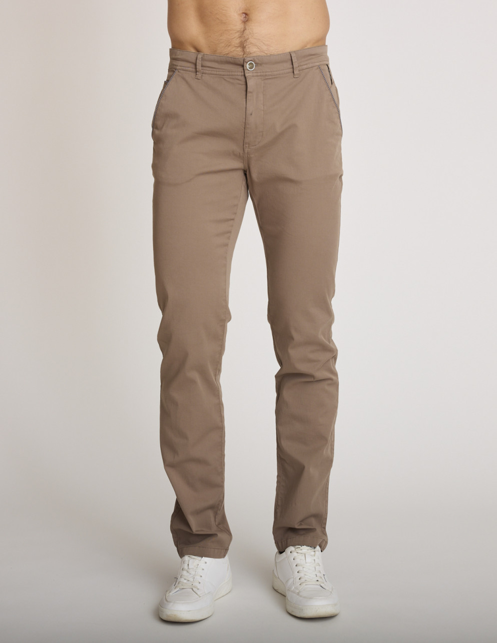 Pantalón ajustado de...