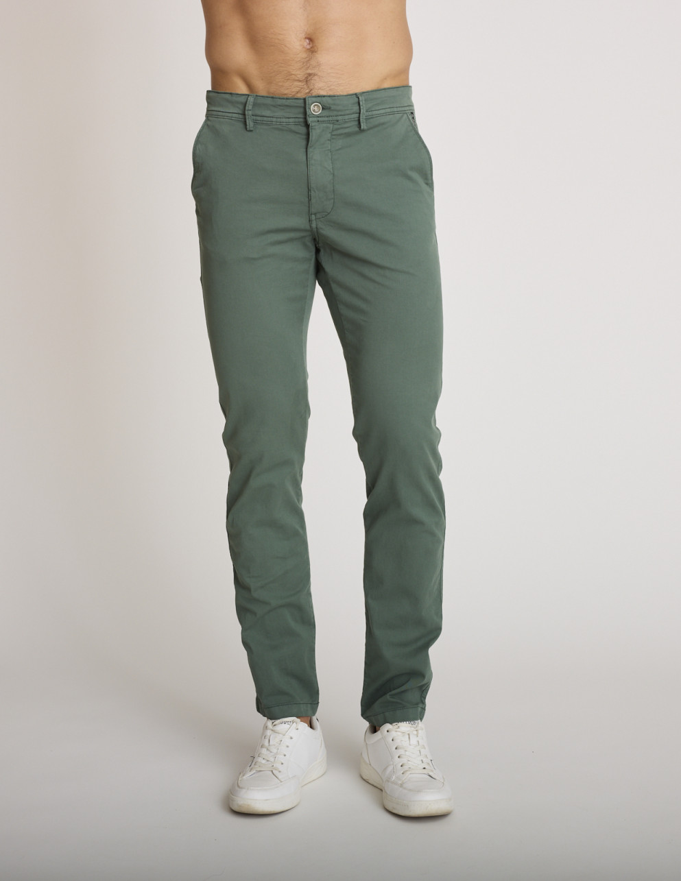 Pantalones ajustados de...