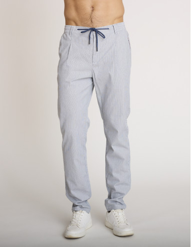 Pantalon rayé en coton bleu et blanc...