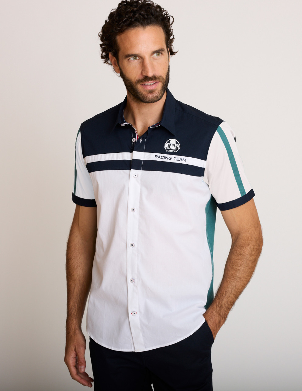 Camisa de algodón verde...