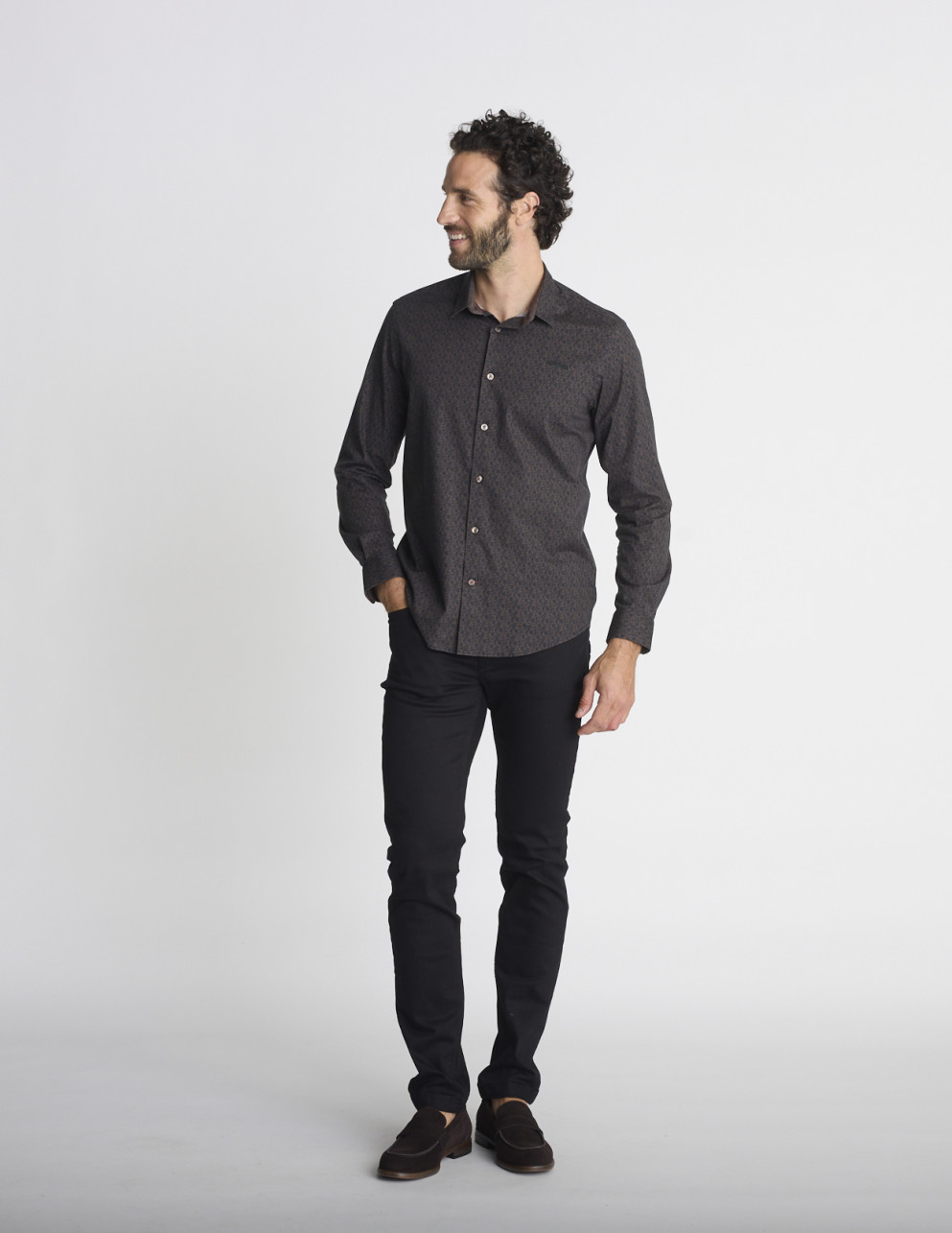 Chemise à micro-motifs...