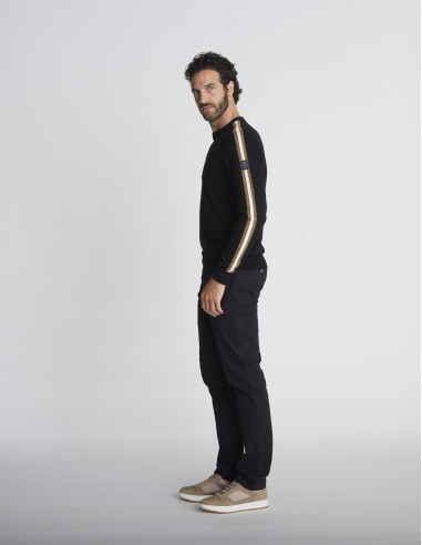 Pull col rond noir motif 38 TAILLIS