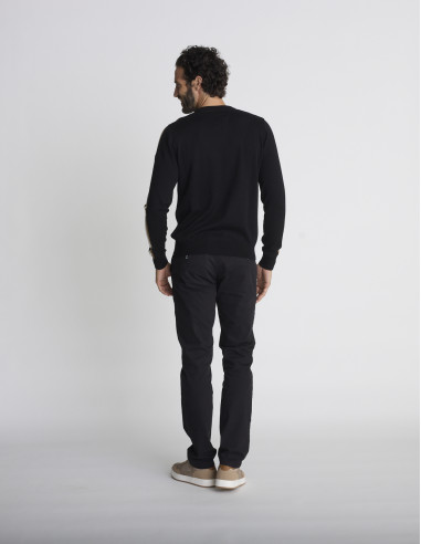 Pull col rond noir motif 38 TAILLIS
