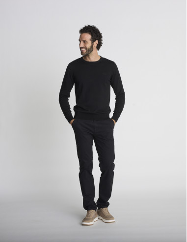Pull col rond noir LIEN
