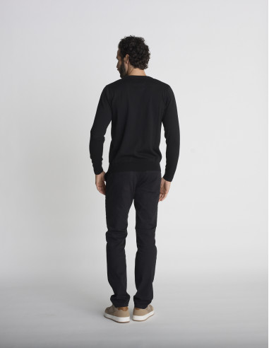 Pull col rond noir LIEN