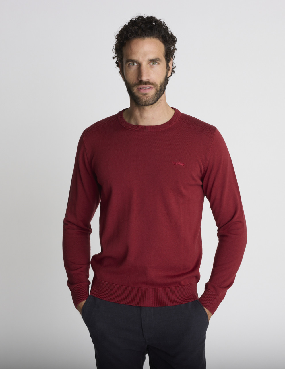 Pull col rond rouge LIEN