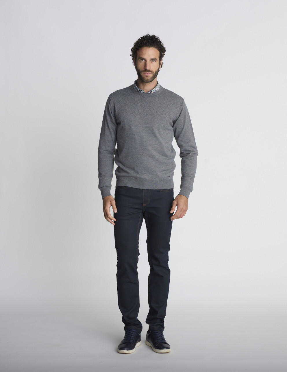 Pull col rond gris jacquard...